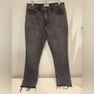 Abercrombie & Fitch | The 90’s Skinny High Rise | Size 32/14